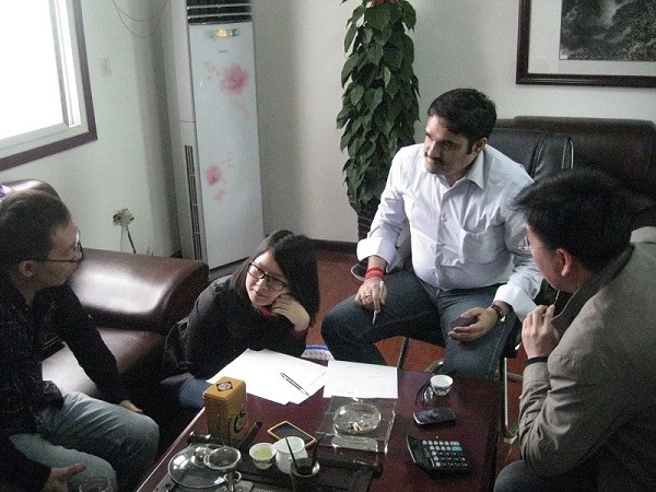 印度客戶(hù)來(lái)廠(chǎng)洽談價(jià)格，包裝，發(fā)貨，供應(yīng)能力